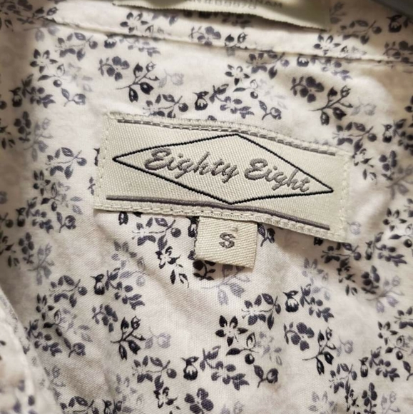 Long Sleeve Button Up Down - Picture 2 of 2